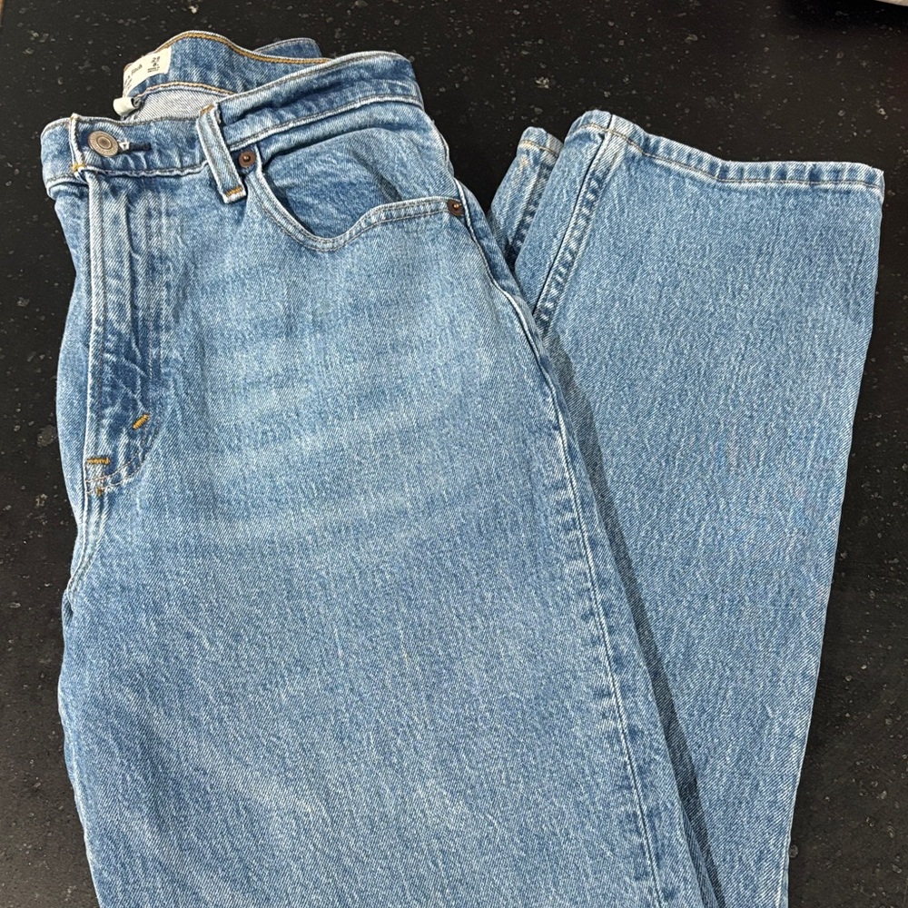Abercrombie and Fitch Curve Love Ultra High Rise Jeans 29/8L